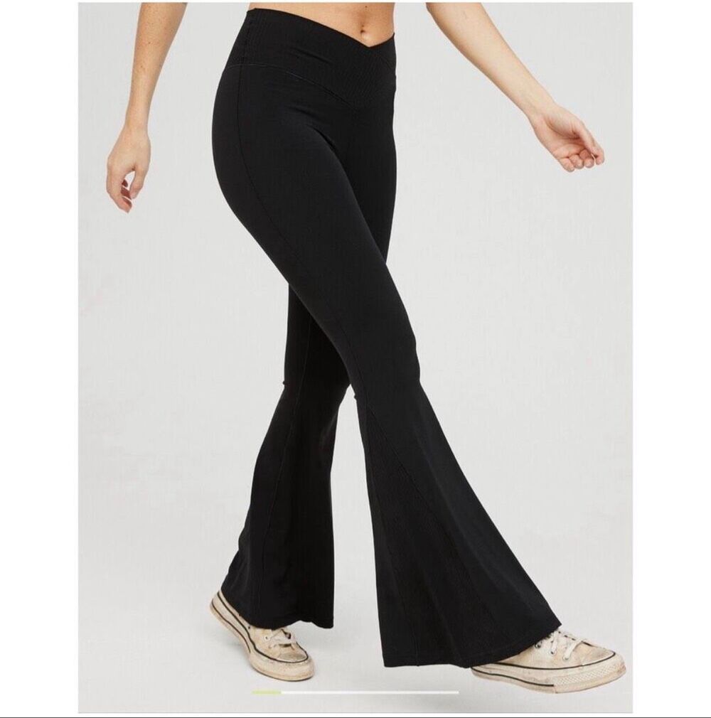Aerie Offline Real Me High Waisted Crossover Super Flare Leggings